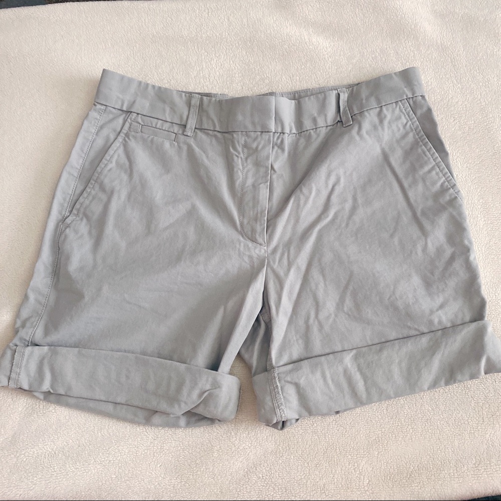 GAP Boyfriend Roll Up Shorts